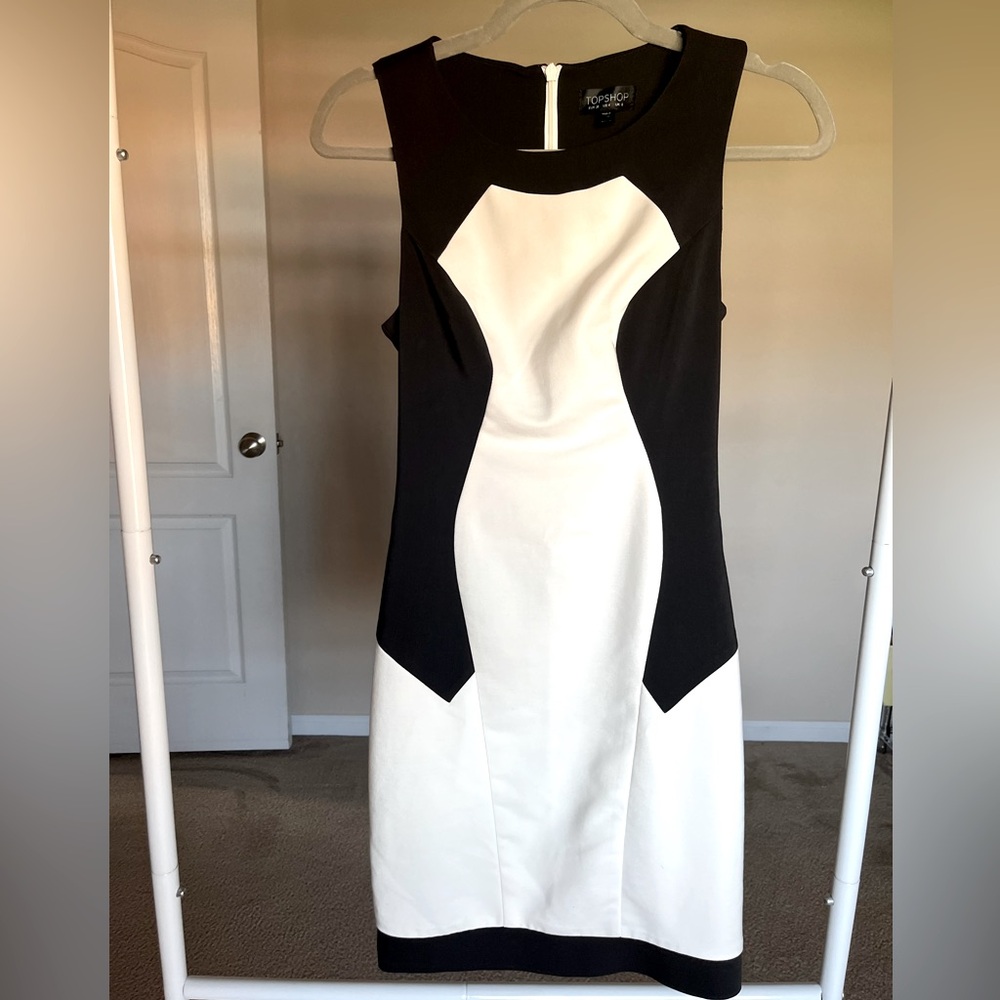 Topshop Sheath Dress B&W EUC